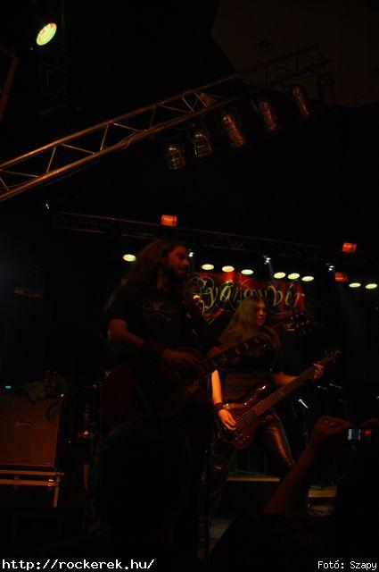  Dharma,  Gyngyvr - Fot: Szapy