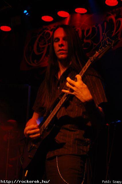  Dharma,  Gyngyvr - Fot: Szapy