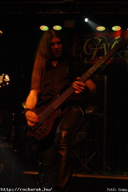  Dharma,  Gyngyvr - Fot: Szapy