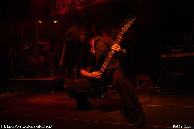  Dharma,  Gyngyvr - Fot: Szapy