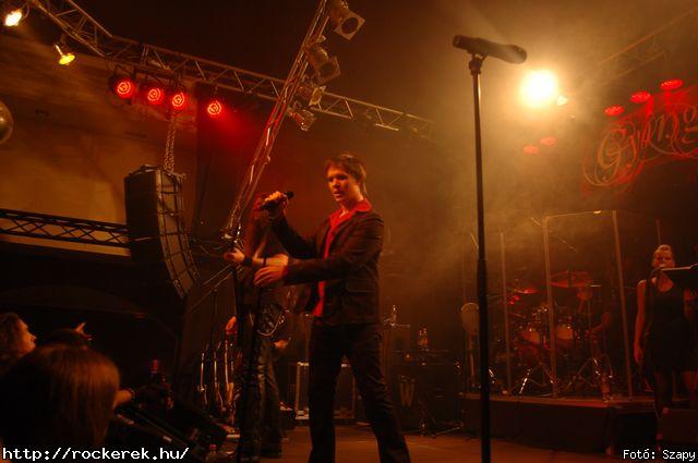  Dharma,  Gyngyvr - Fot: Szapy