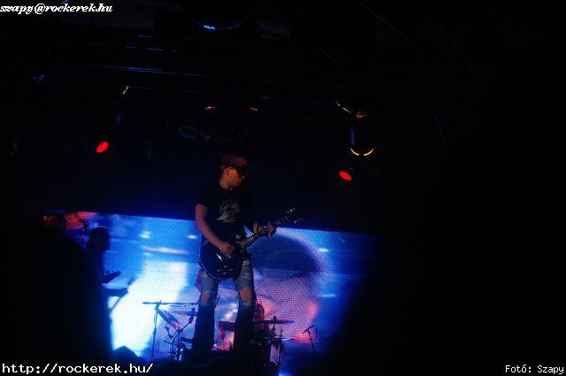  Hartmann Zoltn (alcoholica), Hollywood Rose, Nagy Dvid (pokolgp) - Fot: Szapy