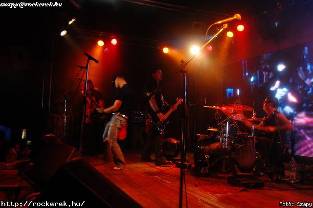  Hartmann Zoltn (alcoholica), Hollywood Rose, Nagy Dvid (pokolgp) - Fot: Szapy