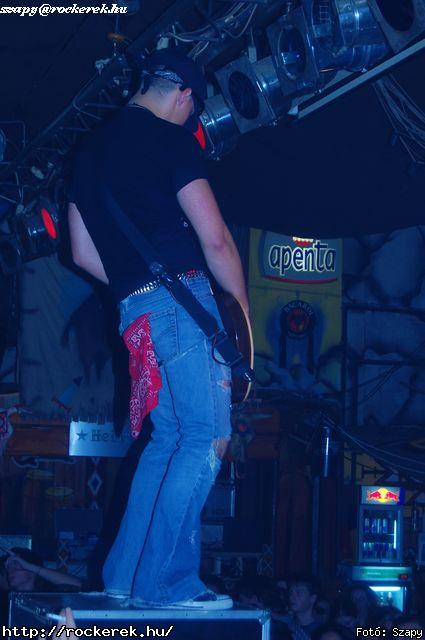  Hartmann Zoltn (alcoholica), Hollywood Rose, Nagy Dvid (pokolgp) - Fot: Szapy