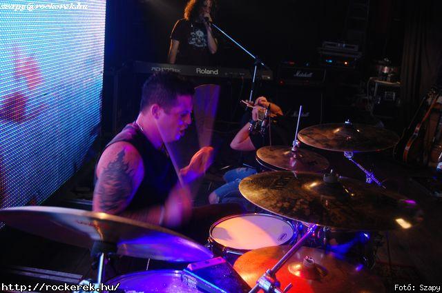  Hartmann Zoltn (alcoholica), Hollywood Rose, Nagy Dvid (pokolgp) - Fot: Szapy