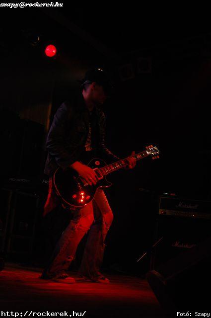  Hartmann Zoltn (alcoholica), Hollywood Rose, Nagy Dvid (pokolgp) - Fot: Szapy