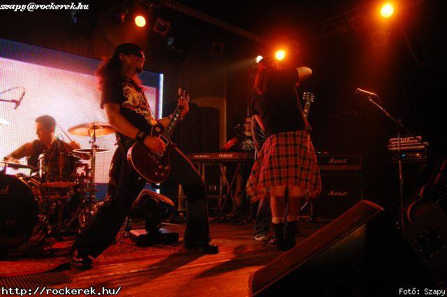  Hartmann Zoltn (alcoholica), Hollywood Rose, Nagy Dvid (pokolgp) - Fot: Szapy