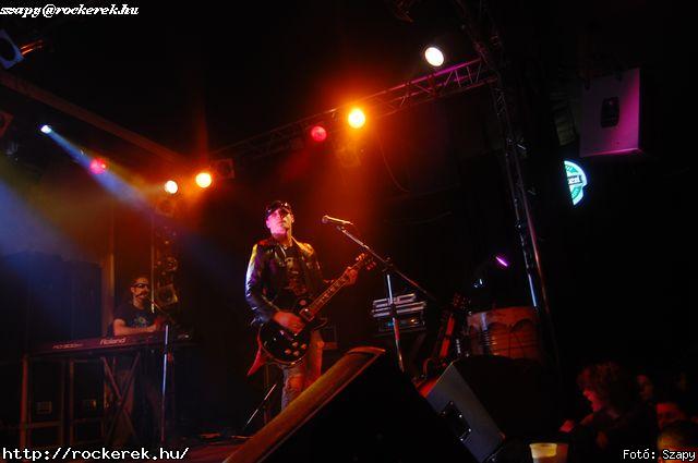  Hartmann Zoltn (alcoholica), Hollywood Rose, Nagy Dvid (pokolgp) - Fot: Szapy