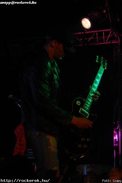  Hartmann Zoltn (alcoholica), Hollywood Rose, Nagy Dvid (pokolgp) - Fot: Szapy