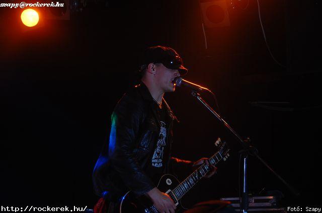  Hartmann Zoltn (alcoholica), Hollywood Rose, Nagy Dvid (pokolgp) - Fot: Szapy