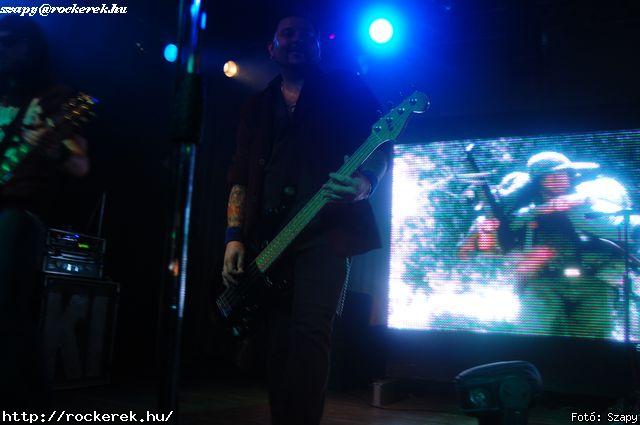  Hartmann Zoltn (alcoholica), Hollywood Rose, Nagy Dvid (pokolgp) - Fot: Szapy