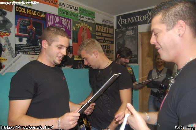  Hartmann Zoltn (alcoholica), Hollywood Rose, Nagy Dvid (pokolgp) - Fot: Szapy