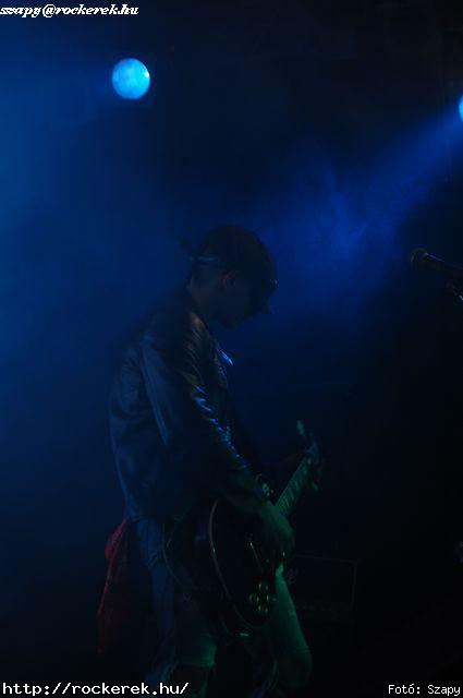  Hartmann Zoltn (alcoholica), Hollywood Rose, Nagy Dvid (pokolgp) - Fot: Szapy