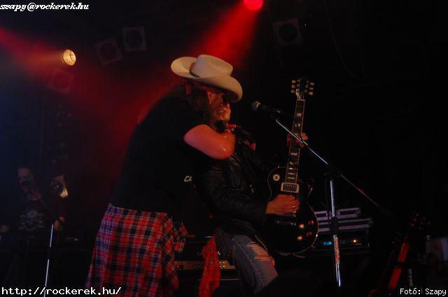  Hartmann Zoltn (alcoholica), Hollywood Rose, Nagy Dvid (pokolgp) - Fot: Szapy