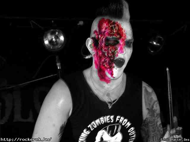  The Vaporizers,  Yellow Spots,  The Silver Shine,  Outer Space,  Bloodsucking Zombies From Outer Space,  The Creepshow - Fot: Makker Bea