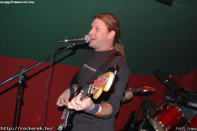  Magnetica,  Iron Maidnem,  Return,  Tequila Band,  Jesse James (Hollywood Rose) - Fot: Szapy