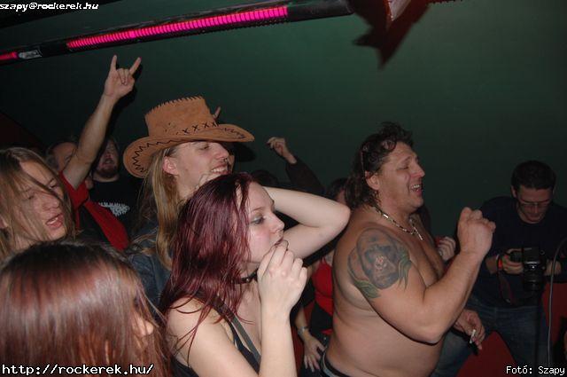  Magnetica,  Iron Maidnem,  Return,  Tequila Band,  Jesse James (Hollywood Rose) - Fot: Szapy