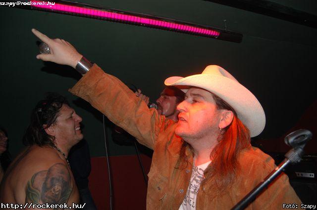  Magnetica,  Iron Maidnem,  Return,  Tequila Band,  Jesse James (Hollywood Rose) - Fot: Szapy