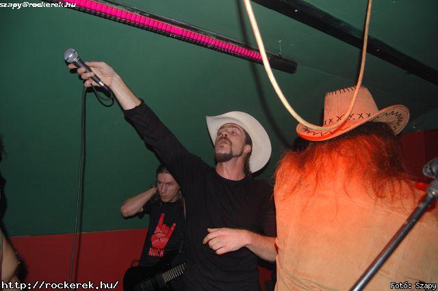  Magnetica,  Iron Maidnem,  Return,  Tequila Band,  Jesse James (Hollywood Rose) - Fot: Szapy