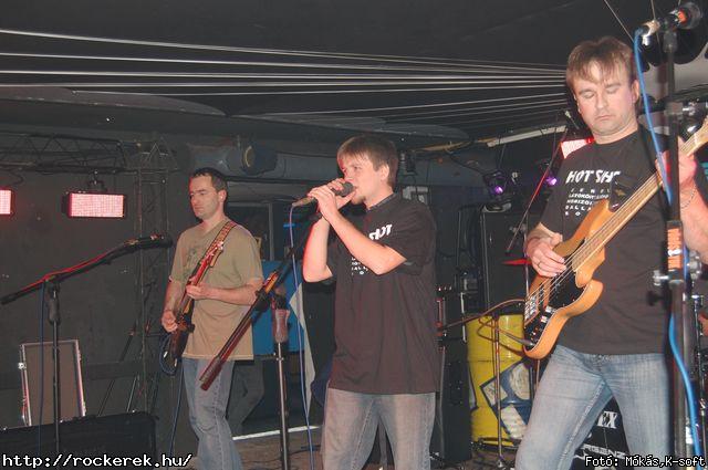  Elleborum, Holnemvolt, Hot Shot, Last Man Stand, Paint The Lilies, Poison Of Marvel, Quathar, The Devil Came On Horseback - Fot: Mks,K-soft