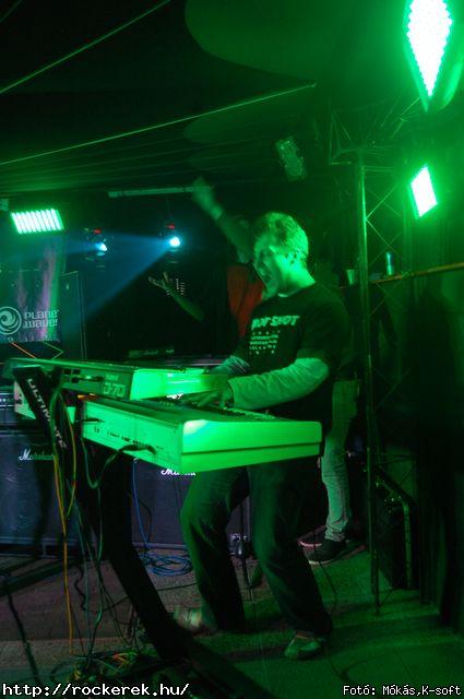  Elleborum, Holnemvolt, Hot Shot, Last Man Stand, Paint The Lilies, Poison Of Marvel, Quathar, The Devil Came On Horseback - Fot: Mks,K-soft