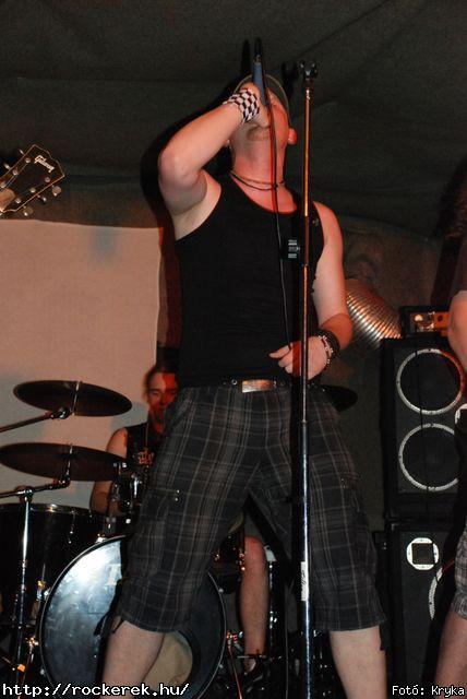  Diablura, Gillotin, Gilotin, Kerecsen, Mohecco, Phoenix, Rockerek.hu Tehetsgkutat: A Msodik Fordul Gyztesei s Gilotin - Fot: Kryka