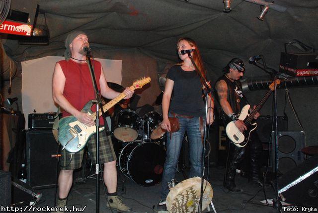  Diablura, Gillotin, Gilotin, Kerecsen, Mohecco, Phoenix, Rockerek.hu Tehetsgkutat: A Msodik Fordul Gyztesei s Gilotin - Fot: Kryka