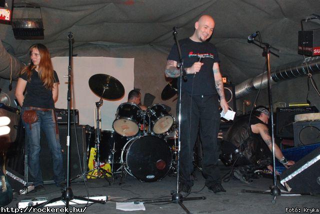  Diablura, Gillotin, Gilotin, Kerecsen, Mohecco, Phoenix, Rockerek.hu Tehetsgkutat: A Msodik Fordul Gyztesei s Gilotin - Fot: Kryka