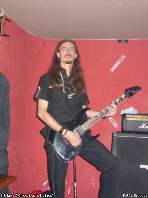  Kerecsenslyom - Fot: Brigusz