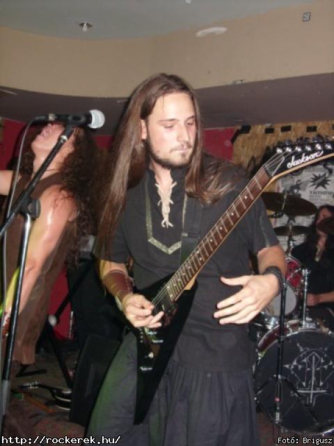  Kerecsenslyom - Fot: Brigusz