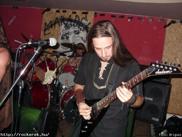  Kerecsenslyom - Fot: Brigusz