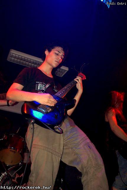  First Memories, Overcast, Steroid - Fot: Entri