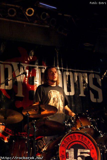  Rme Vrzik,  Bloody Roots,  Jim Fizz,  Deep Inside - Fot: Entri