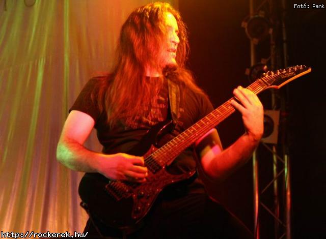  Kerecsenslyom, Nevergreen, Tzmadr - Fot: Pank