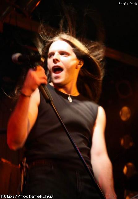  Kerecsenslyom, Nevergreen, Tzmadr - Fot: Pank