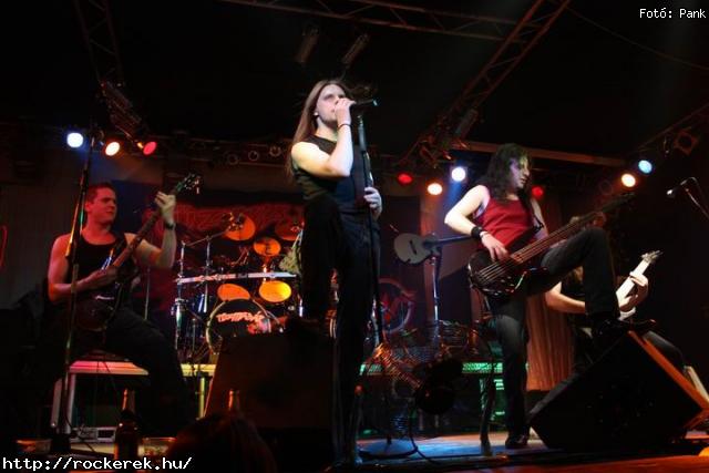  Kerecsenslyom, Nevergreen, Tzmadr - Fot: Pank