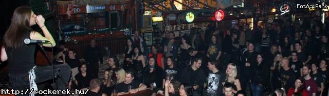  Kerecsenslyom, Nevergreen, Tzmadr - Fot: Pank