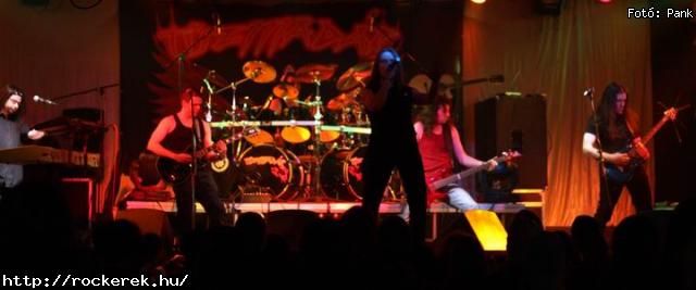  Kerecsenslyom, Nevergreen, Tzmadr - Fot: Pank