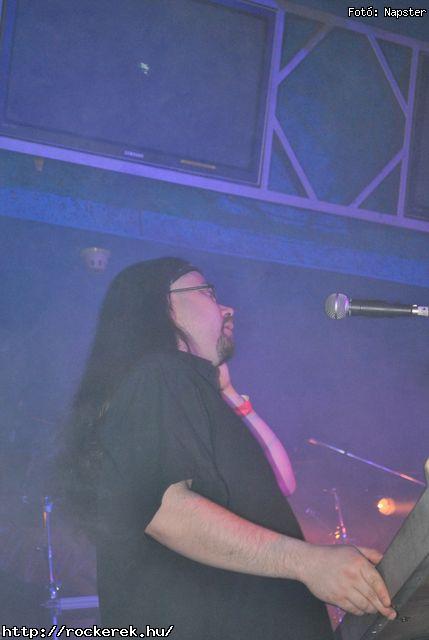  Csejtey, Dalriada, Kerecsenslyom, Nightquest, Sear Bliss, Tzmadr - Fot: Napster