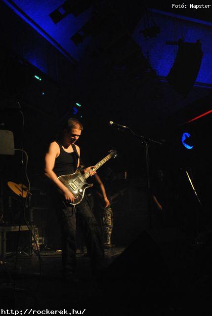  Csejtey, Dalriada, Kerecsenslyom, Nightquest, Sear Bliss, Tzmadr - Fot: Napster