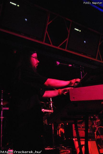  Csejtey, Dalriada, Kerecsenslyom, Nightquest, Sear Bliss, Tzmadr - Fot: Napster