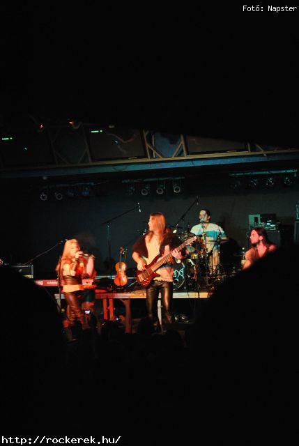  Csejtey, Dalriada, Kerecsenslyom, Nightquest, Sear Bliss, Tzmadr - Fot: Napster