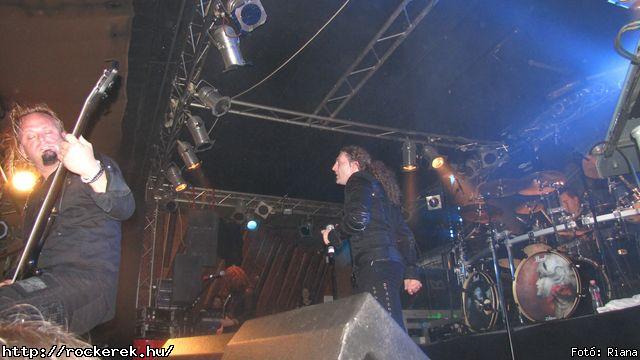 Kamelot,  Sons of Seasons,  Amaranthe,  Evergrey - Fot: Riana