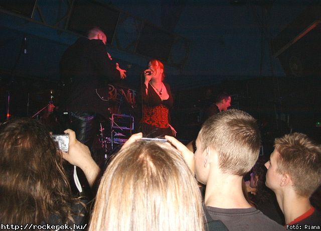  Lost In Thought,  Serenity,  Delain - Fot: Riana