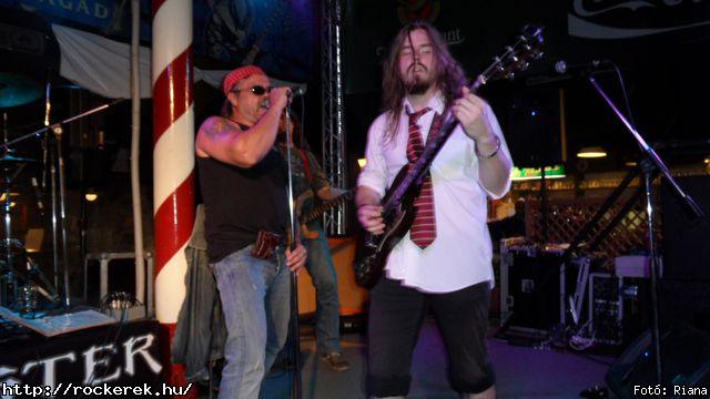  AC/BC - Fot: Riana