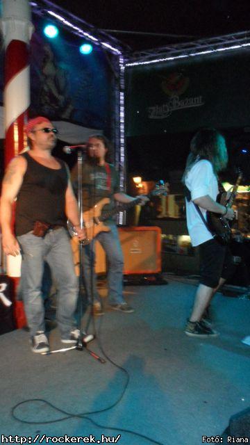  AC/BC - Fot: Riana
