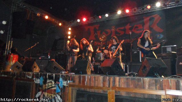  Flood In The Desert, Steroid, Twister - Fot: Riana