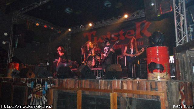  Flood In The Desert, Steroid, Twister - Fot: Riana