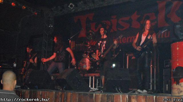  Flood In The Desert, Steroid, Twister - Fot: Riana