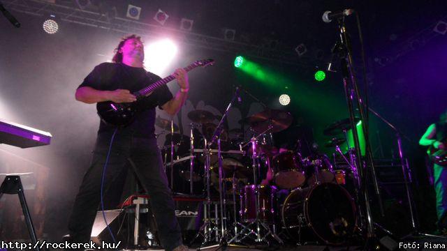  Akela, Bermuda Rockband, Crossholder, Symphonium - Fot: Riana
